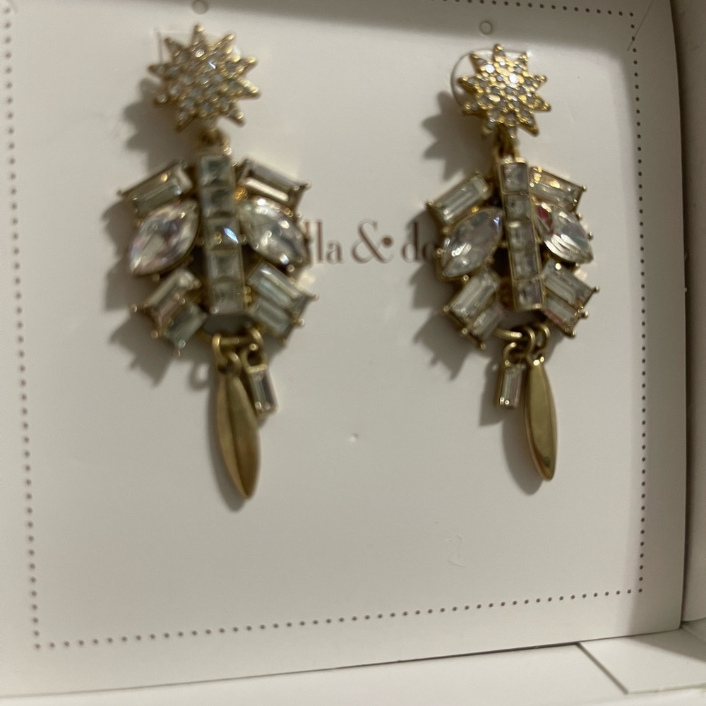 Stella & Dot Campbell Chandelier Earrings